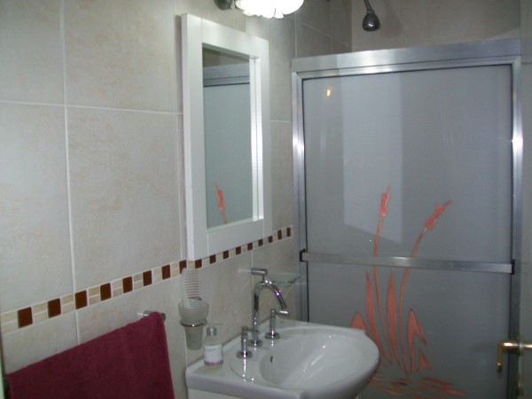 CHALET EN VENTA CASTELAR SUR 5 AMBIENTES 