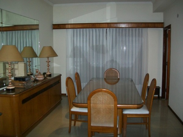 CHALET EN VENTA CASTELAR SUR  4 AMB