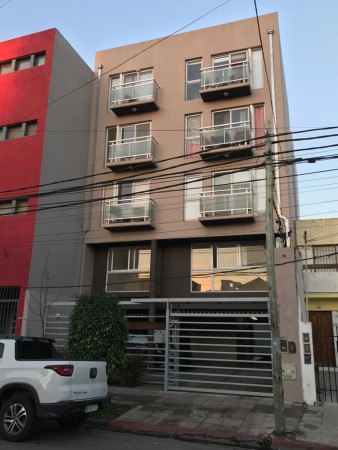 VENTA  DEPARTAMENTO 2 AMB  CASTELAR 