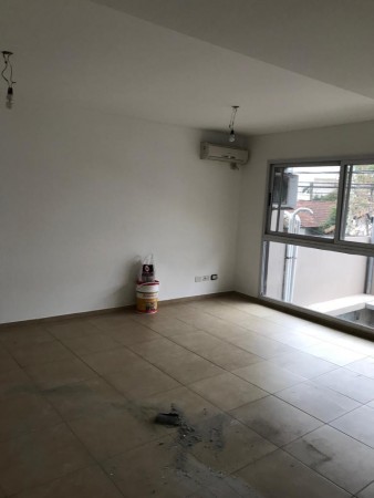 VENTA  DEPARTAMENTO 2 AMB  CASTELAR 