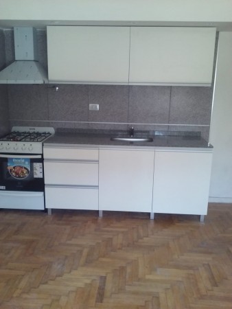 PH 3 AMBIENTES  RECICLADO VENDE CASTELAR 5C/ESTACION