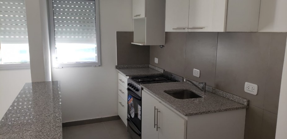  VENTA PH   2 AMB MORON 