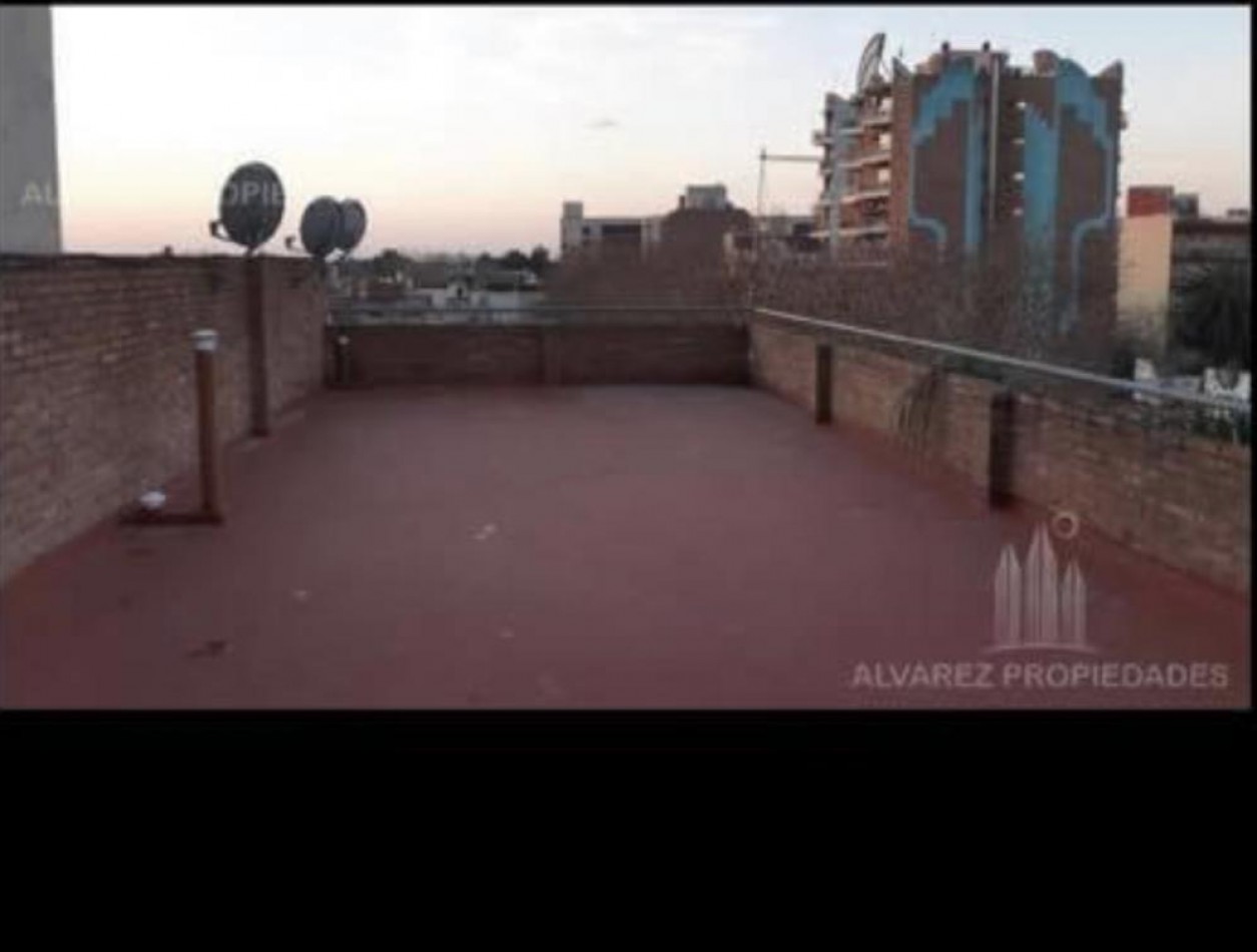DEPARTAM. 2 AMB VENDE MORON