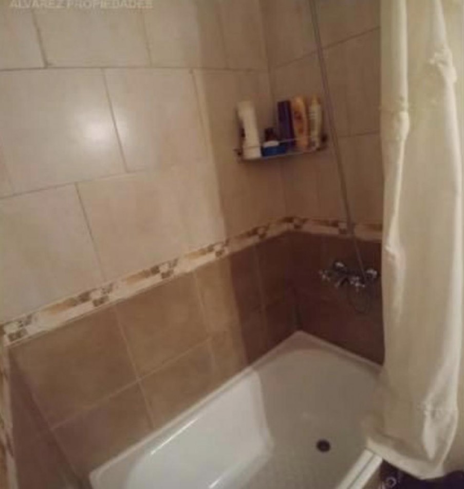 DEPARTAM. 2 AMB VENDE MORON