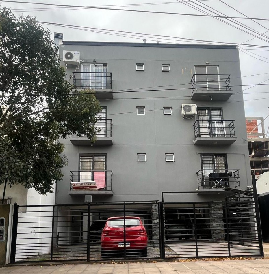 DEPARTAMENTO 2 AMB. VENDE CASTELAR