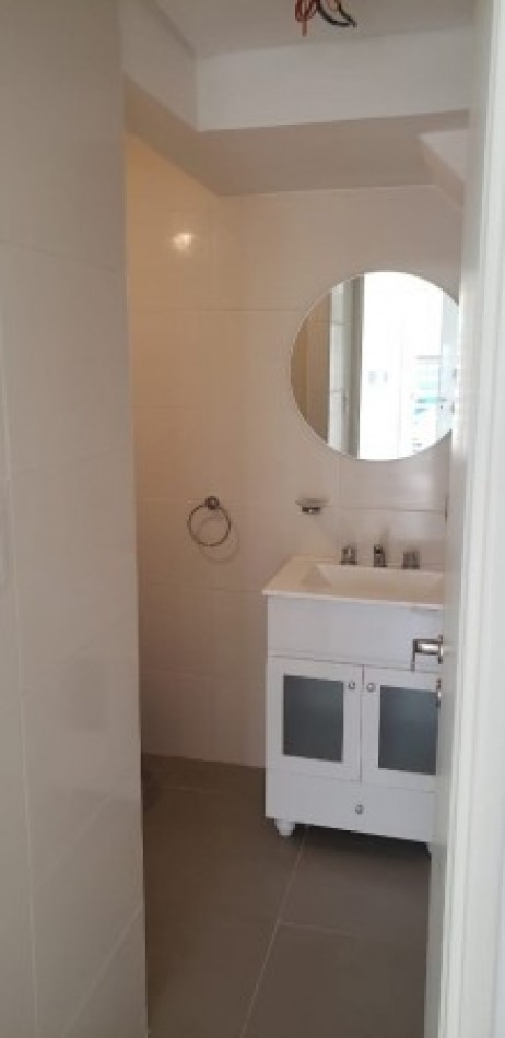  VENTA PH   2 AMB MORON 