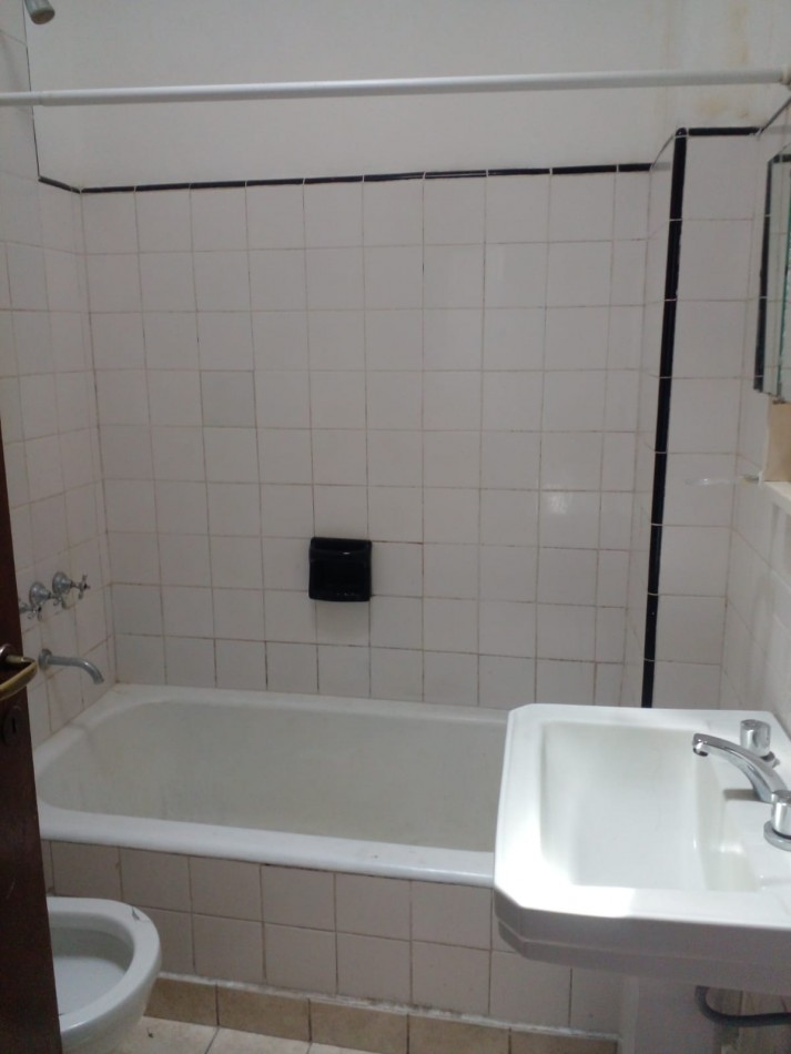 DEPARTAMENTO 3 AMB ALQUILA CASTELAR