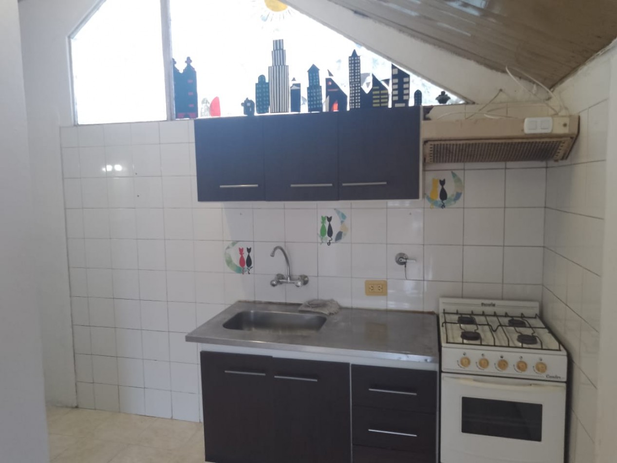 MONOAMBIENTE PB ALQUILA CASTELAR