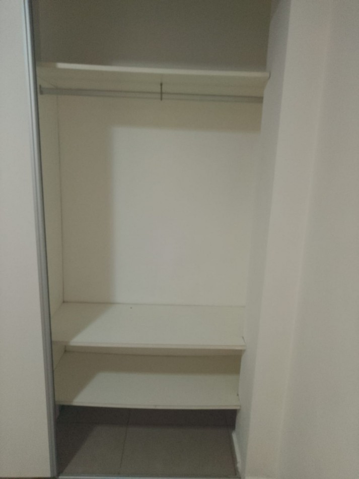 MONOAMBIENTE ALQUILA MORON