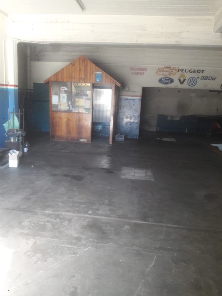 LOCAL COMERCIAL ALQUILA CASTELAR