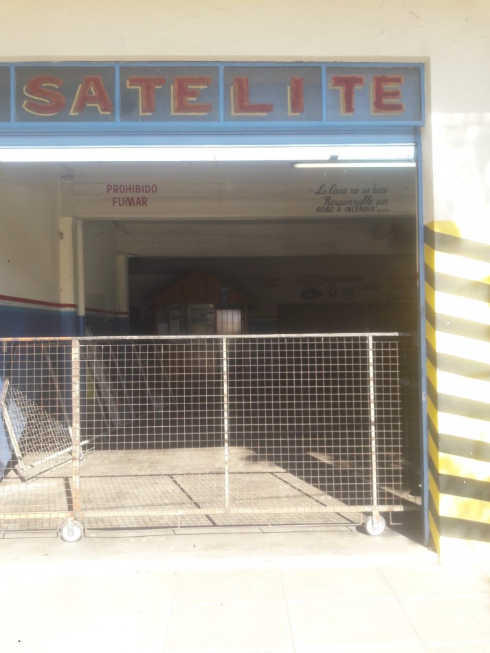 LOCAL COMERCIAL ALQUILA CASTELAR