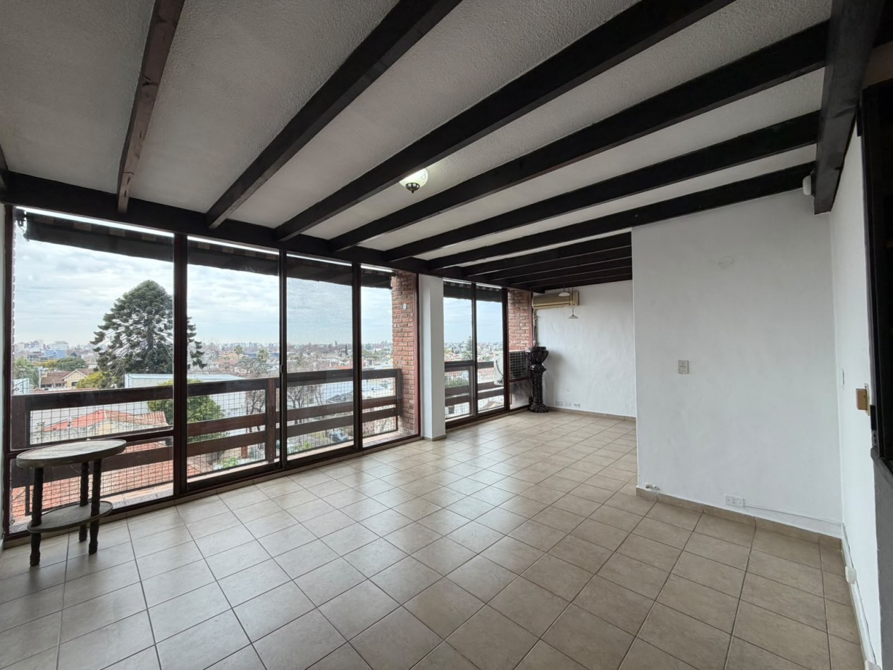 DEPARTAMENTO 3 AMB VENDE CASTELAR 