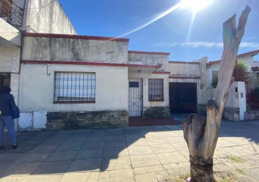 CASA 3 AMB VENDE CASTELAR 